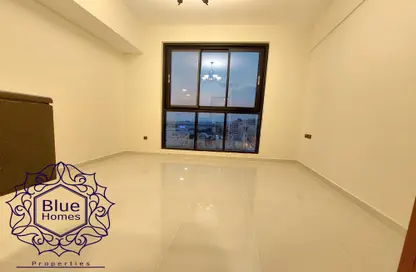 Apartment - 1 Bathroom for rent in Khalid Bin Al Waleed Road - Bur Dubai - Dubai