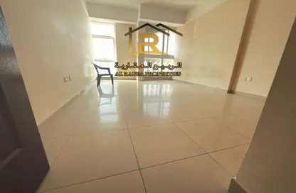 Apartment - 3 Bedrooms - 3 Bathrooms for rent in Al Rashidiya Towers - Al Rashidiya - Ajman Downtown - Ajman