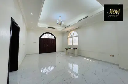 Villa - 5 Bedrooms - 7 Bathrooms for rent in Al Hooshi Villas - Hoshi - Al Badie - Sharjah