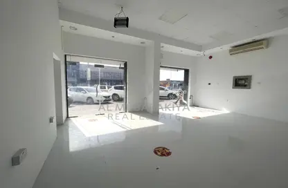 Shop - Studio for rent in Al Nakheel - Ras Al Khaimah