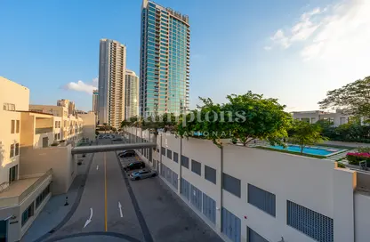 Apartment - 1 Bedroom - 2 Bathrooms for rent in Golf Tower 1 - Golf Towers - The Views - Dubai