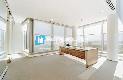 Office Space - Studio - 1 Bathroom for rent in Sky Tower - Shams Abu Dhabi - Al Reem Island - Abu Dhabi