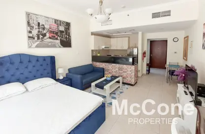 Apartment - 1 Bathroom for sale in Burj Al Nujoom - Downtown Dubai - Dubai