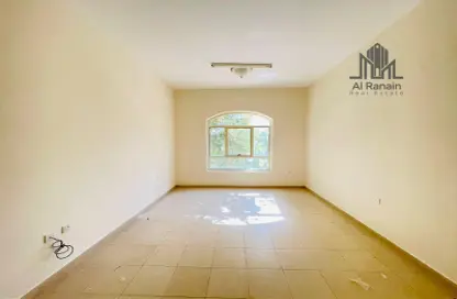 Apartment - 3 Bedrooms - 5 Bathrooms for rent in Al Masoodi - Al Ain