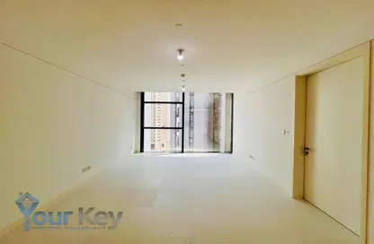 Apartment - 1 Bedroom - 2 Bathrooms for rent in RDK Towers - Najmat Abu Dhabi - Al Reem Island - Abu Dhabi