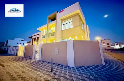 Villa - 5 Bedrooms - 7 Bathrooms for sale in Al Yasmeen 1 - Al Yasmeen - Ajman