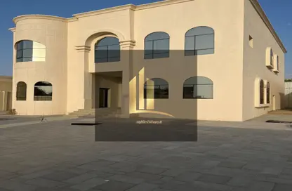 Villa - 6 Bedrooms - 7 Bathrooms for sale in Al Azra - Al Riqqa - Sharjah