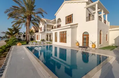 Villa - 6 Bedrooms for rent in Signature Villas Frond M - Signature Villas - Palm Jumeirah - Dubai