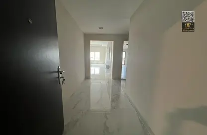 Apartment - 3 Bedrooms - 3 Bathrooms for rent in Corniche Tower - Ajman Corniche Road - Ajman