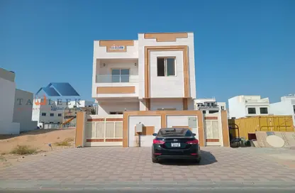 Townhouse - 5 Bedrooms - 6 Bathrooms for rent in Al Zaheya Gardens - Al Zahya - Ajman