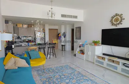 Apartment - 2 Bedrooms - 3 Bathrooms for sale in 5th Avenue - Al Furjan - Dubai