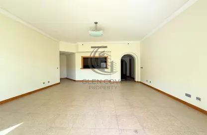 Apartment - 2 Bedrooms - 3 Bathrooms for sale in Al Habool - Shoreline Apartments - Palm Jumeirah - Dubai