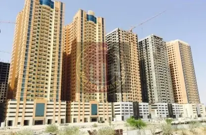 Apartment - 2 Bedrooms - 2 Bathrooms for sale in Emirates Lake Towers - Emirates City - Ajman