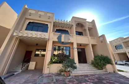 Villa - 4 Bedrooms - 5 Bathrooms for rent in Khalifa Bin Shakhbout Street - Al Khaleej Al Arabi Street - Al Bateen - Abu Dhabi