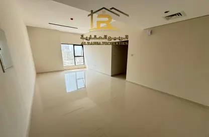 Apartment - 2 Bedrooms - 2 Bathrooms for rent in Gulfa Towers - Al Rashidiya 1 - Al Rashidiya - Ajman