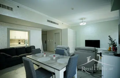 Apartment - 2 Bedrooms - 3 Bathrooms for rent in Rimal 2 - Rimal - Jumeirah Beach Residence - Dubai