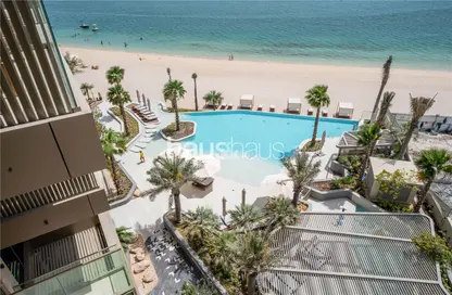 Apartment - 3 Bedrooms - 5 Bathrooms for sale in Ellington Beach House - Palm Jumeirah - Dubai