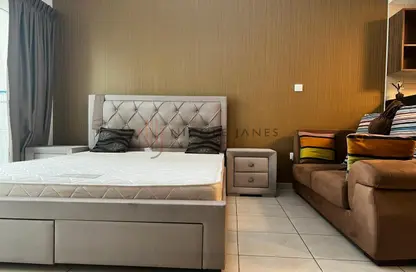 Apartment - 1 Bathroom for sale in Burj Al Nujoom - Downtown Dubai - Dubai