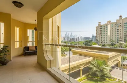 Apartment - 2 Bedrooms - 2 Bathrooms for rent in Al Haseer - Shoreline Apartments - Palm Jumeirah - Dubai