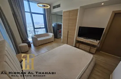 Apartment - 1 Bathroom for sale in Regina Tower - Jumeirah Village Circle - Dubai