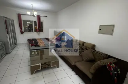 Apartment - 1 Bathroom for rent in Al Taawun - Sharjah