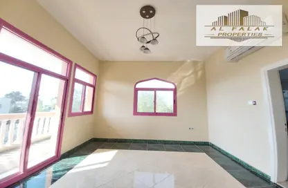 Villa - 5 Bedrooms - 7 Bathrooms for rent in Al Jazzat - Al Riqqa - Sharjah