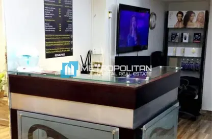 Shop - Studio for sale in Tourist Club Area - Abu Dhabi