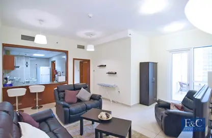 Apartment - 1 Bedroom - 2 Bathrooms for sale in Marina Pinnacle - Dubai Marina - Dubai