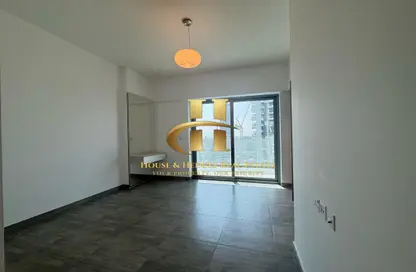 Apartment - 1 Bedroom - 2 Bathrooms for rent in Alpha Green Tower - Jumeirah Village Circle - Dubai