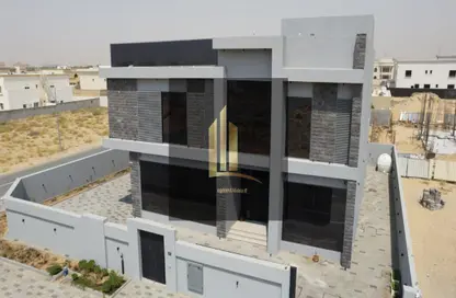 Villa - 6 Bedrooms - 6 Bathrooms for sale in Al Hooshi Villas - Hoshi - Al Badie - Sharjah