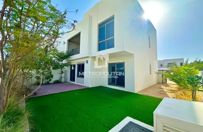 Townhouse - 4 Bedrooms - 4 Bathrooms for sale in Zahra Townhouses - Town Square - Dubai