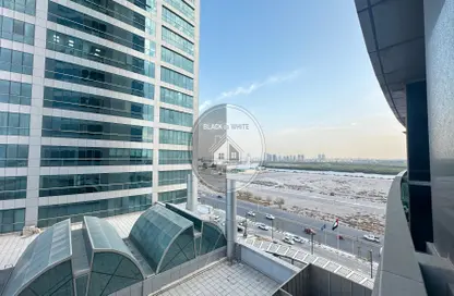 Apartment - 1 Bedroom - 2 Bathrooms for rent in Julphar Residential Tower - Julphar Towers - Al Nakheel - Ras Al Khaimah