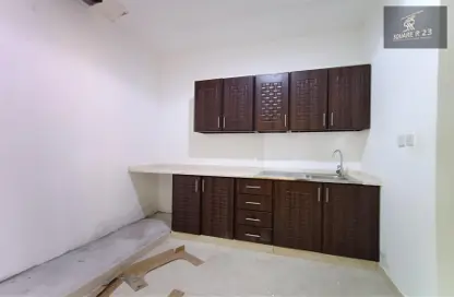 Apartment - 1 Bathroom for rent in Mohammed Villas 24 - Mohamed Bin Zayed City - Abu Dhabi