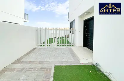 Townhouse - 3 Bedrooms - 5 Bathrooms for rent in Aurum Villas - Sanctnary - Damac Hills 2 - Dubai