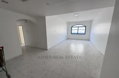 Apartment - 2 Bedrooms - 2 Bathrooms for rent in Al Wahda Building - Al Majaz 2 - Al Majaz - Sharjah