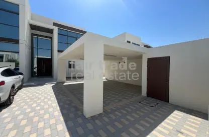 Villa - 4 Bedrooms - 6 Bathrooms for sale in Seef Al Jubail - Al Jubail Island - Abu Dhabi