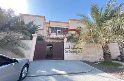 Villa - 5 Bedrooms - 6 Bathrooms for rent in Mohamed Bin Zayed Centre - Mohamed Bin Zayed City - Abu Dhabi