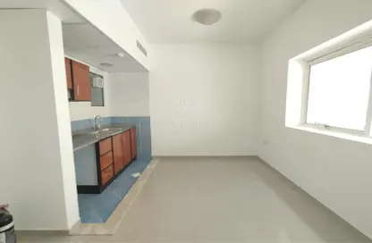 Apartment - 1 Bathroom for rent in New Al Taawun Road - Al Taawun - Sharjah