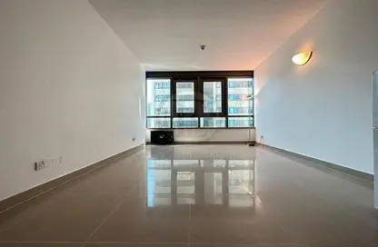 Apartment - 1 Bathroom for rent in Al Ghaith Tower - Hamdan Street - Abu Dhabi