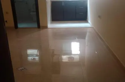 Apartment - 1 Bathroom for rent in Al Jurf 2 - Al Jurf - Ajman Downtown - Ajman