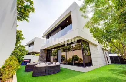 Villa - 5 Bedrooms - 6 Bathrooms for sale in Picadilly Green - DAMAC Hills - Dubai