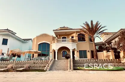 Villa - 4 Bedrooms - 5 Bathrooms for rent in Garden Homes Frond B - Garden Homes - Palm Jumeirah - Dubai