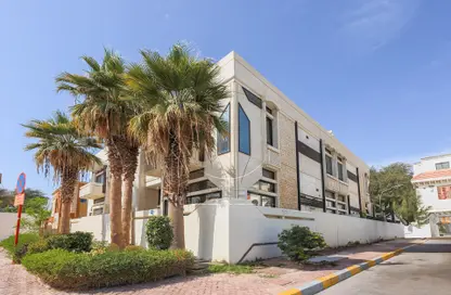 Villa - 5 Bedrooms - 6 Bathrooms for rent in Al Karamah - Abu Dhabi