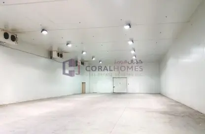 Warehouse - Studio for sale in Phase 2 - Dubai Investment Park (DIP) - Dubai