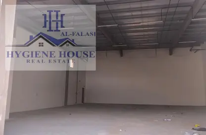 Warehouse - Studio - 1 Bathroom for rent in Umm Al Thuoob - Umm Al Quwain