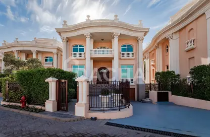 Villa - 5 Bedrooms - 6 Bathrooms for rent in Kempinski Palm Residence - The Crescent - Palm Jumeirah - Dubai