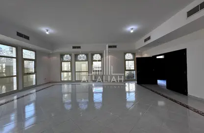 Villa - 5 Bedrooms - 7 Bathrooms for rent in Binal Jesrain - Between Two Bridges - Abu Dhabi