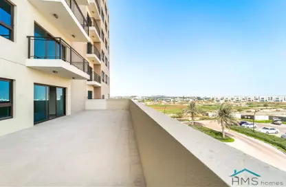 Apartment - 2 Bedrooms - 3 Bathrooms for sale in Golf Views - EMAAR South - Dubai South (Dubai World Central) - Dubai