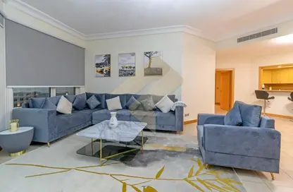 Apartment - 3 Bedrooms - 3 Bathrooms for rent in Al Khushkar - Shoreline Apartments - Palm Jumeirah - Dubai