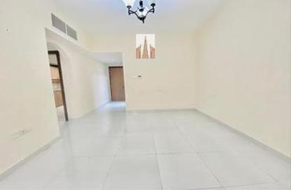 Apartment - 2 Bedrooms - 2 Bathrooms for rent in Muwaileh 29 Building - Muwaileh - Sharjah